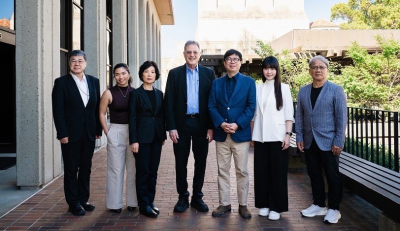 拜會美頂尖智庫與科技巨頭！陳其邁前往史丹佛胡佛研究所、Google及電信龍頭AT&T 