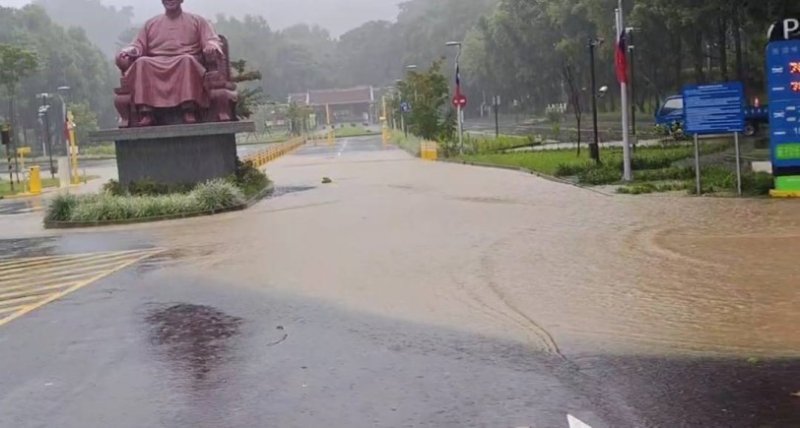 桃園後慈湖及宇內溪因風災影響用水混濁 12日休園 復興景區停止營運一日
