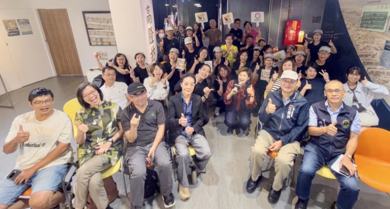 勞動劇場《流經歲月》閉幕終演 江健興局長感謝志工生動詮釋勞動者心聲