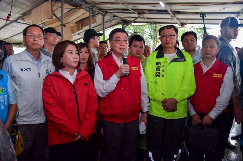 蘇清泉直接指出  刪掉行政院預算  不是第二預備金，也不是災害準備金