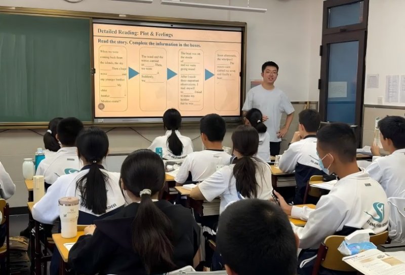 大陸迎第42個教師節　「00後」青年教師玩轉AI創新教學