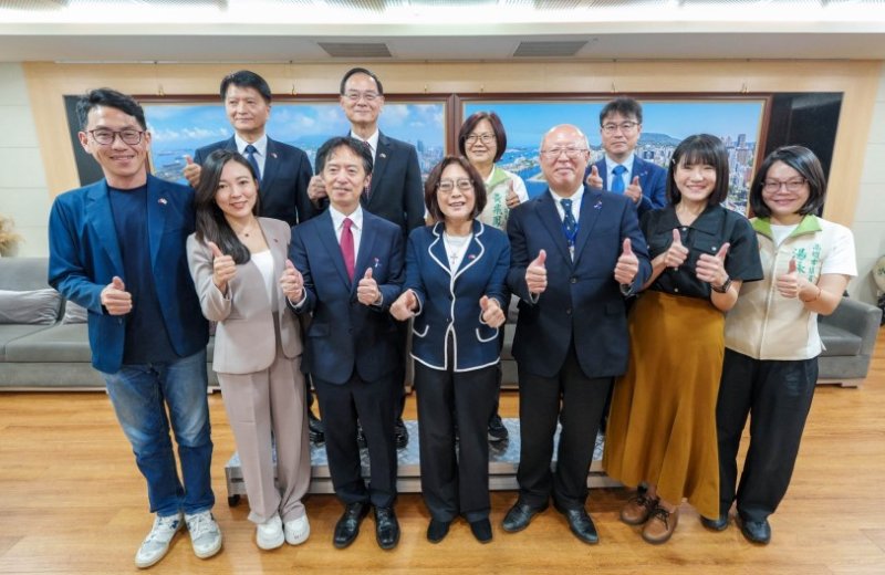 奧正史卸任、福永護接棒　康議長盼台日友誼薪火相傳、一棒接一棒