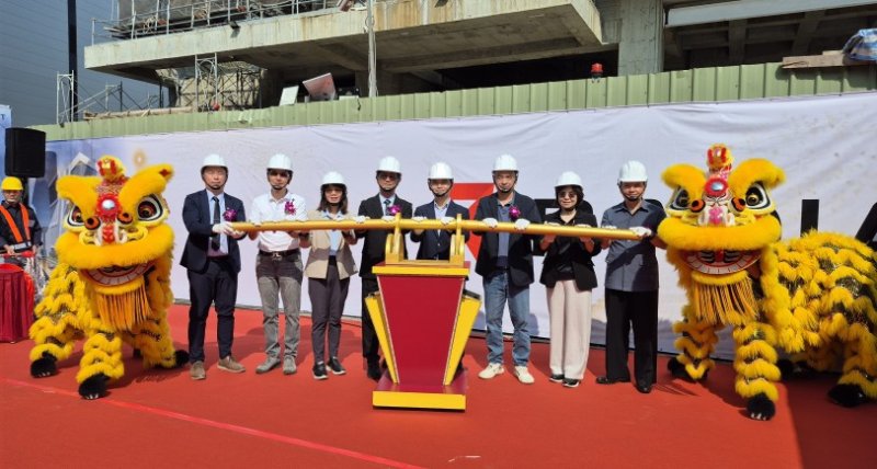 瑞儀光電持續深耕高雄　新建廠房今上梁 估創造300個就業機會