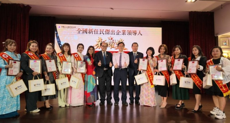 慶祝越南婦女節　台灣新移民協會頒「新耀獎」表揚30位傑出新住民